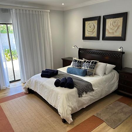 Tranquil Private Rooms Hermanus Exterior foto